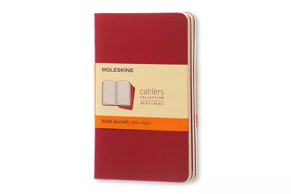 Een Moleskine Cahier Ruled Notebook Pocket Cranberry Red koop je bij Moleskine.nl