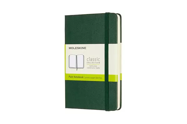 Een Moleskine Plain Hard Cover Notebook Pocket Myrtle Green koop je bij Moleskine.nl