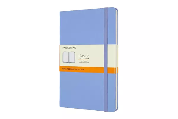 Een Moleskine Ruled Hard Cover Notebook Large Hydrangea Blue koop je bij Moleskine.nl