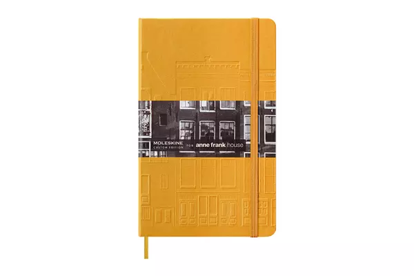 Een Moleskine x Anne Frank House Notebook Ruled Hardcover Large Mustard Yellow koop je bij Moleskine.nl