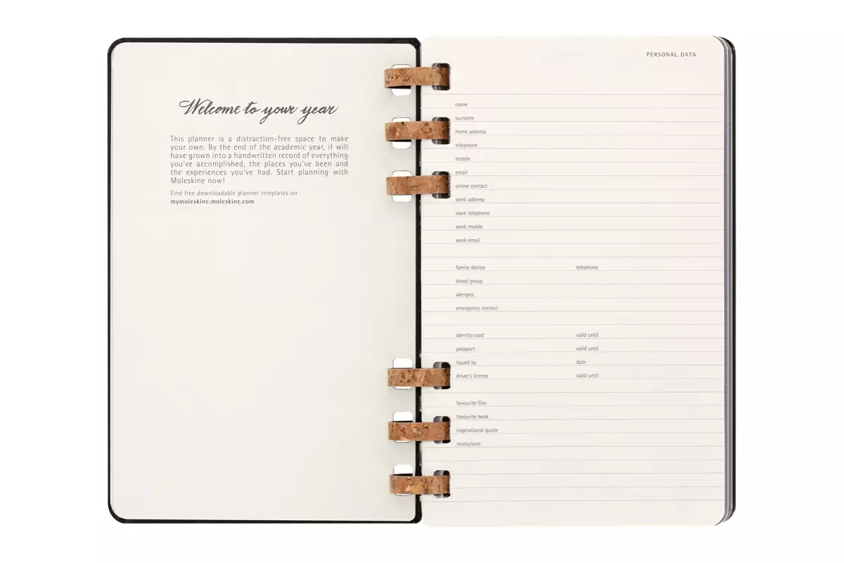 Een Moleskine 12M 2023/2024 Weekly/monthly Student Life Planner Hardcover Large Black koop je bij Moleskine.nl