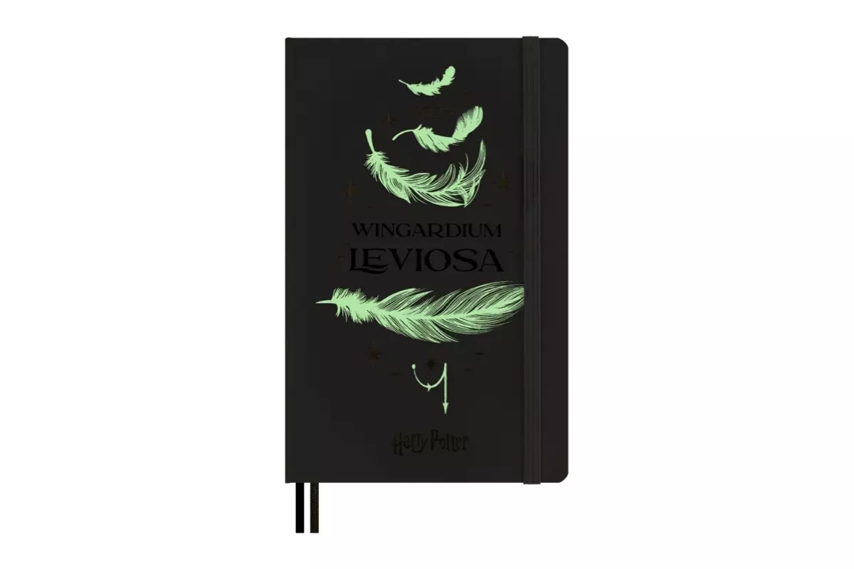 Een Moleskine 2025 12M Harry Potter 'Wingardum' Weekly Hardcover Large (LE) koop je bij Moleskine.nl