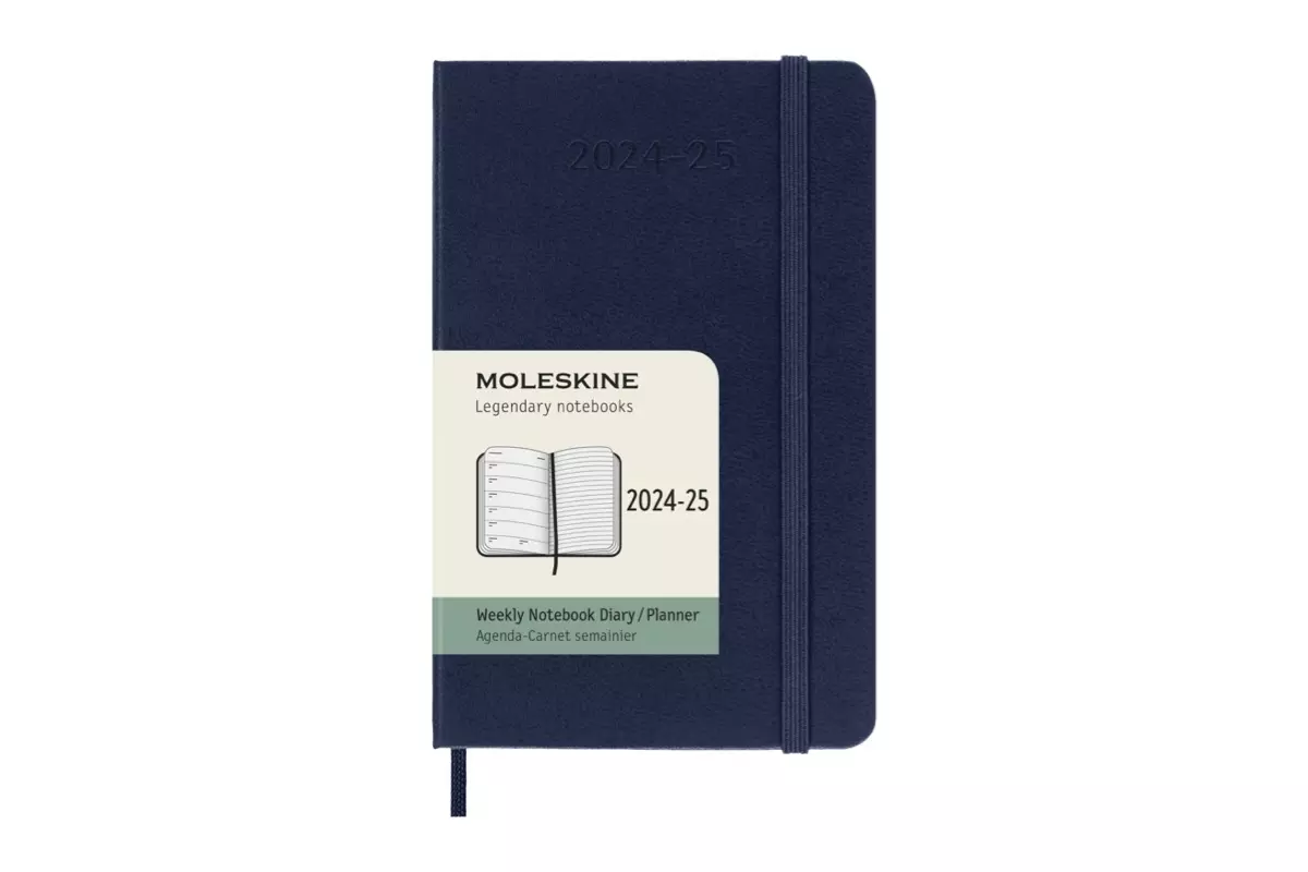 Een Moleskine 2024/2025 18M Weekly Hardcover Pocket Sapphire Blue koop je bij Moleskine.nl