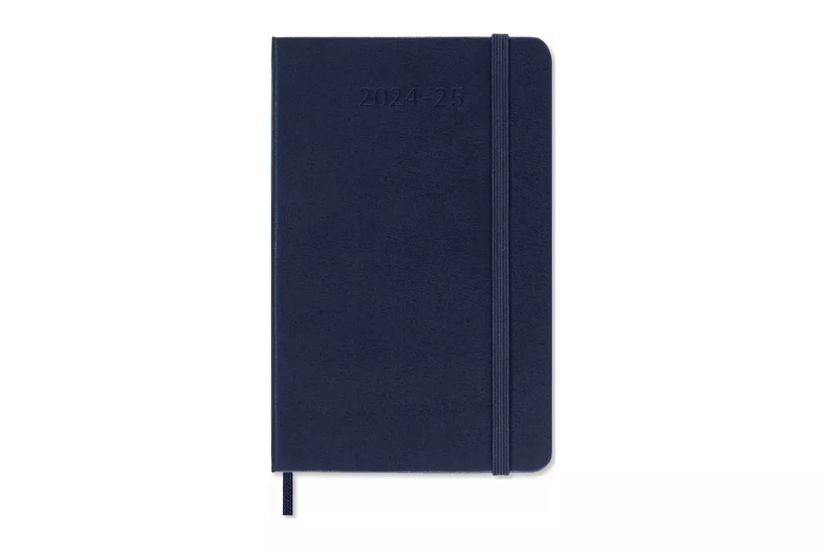 Een Moleskine 2024/2025 18M Weekly Hardcover Pocket Sapphire Blue koop je bij Moleskine.nl