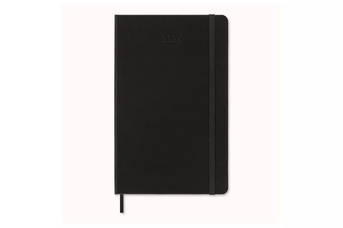 Een Moleskine 2025 12M Daily Hardcover Large Black koop je bij Moleskine.nl