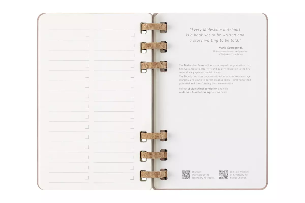 Een Moleskine 2025 12M Weekly/Monthly Life Spiral Planner Hardcover Large Crush Almond koop je bij Moleskine.nl