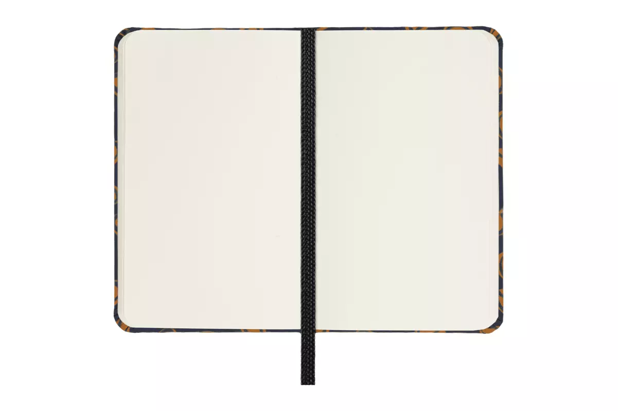 Een Moleskine Silk Plain Hardcover Notebook XS Blue + Gift Box koop je bij Moleskine.nl