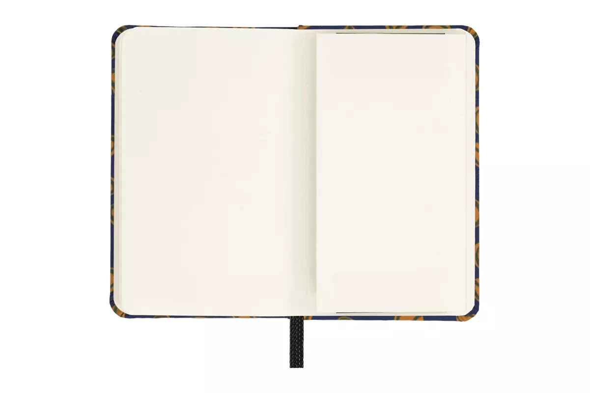 Een Moleskine Silk Plain Hardcover Notebook XS Blue + Gift Box koop je bij Moleskine.nl