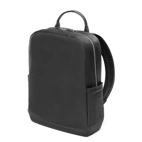 Een Moleskine Classic Leather Backpack Black koop je bij Moleskine.nl