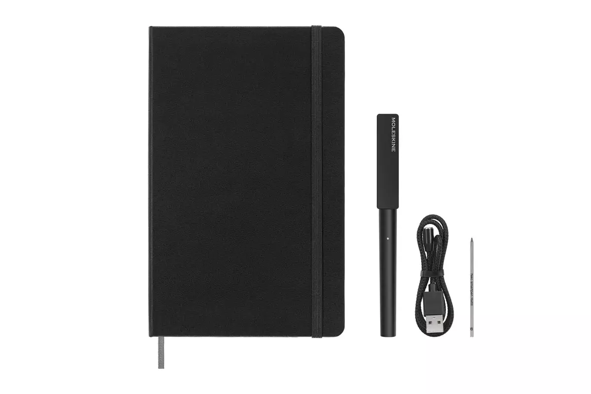 Een Moleskine Smart Writing Set (2022) with Smartpen and Ruled Black Notebook koop je bij Moleskine.nl